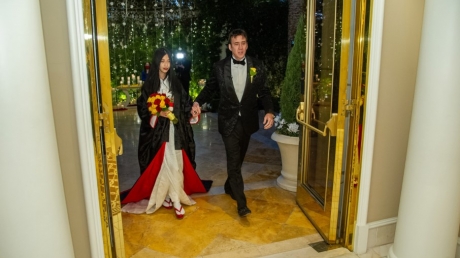 Тайная свадьба 57-летнего Николаса Кейджа с молодой японкой попала в объективы камер