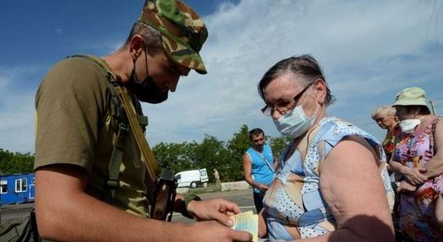 «Настроения людей меняются»: Жители «ДНР» рассказали о своем отношении к России