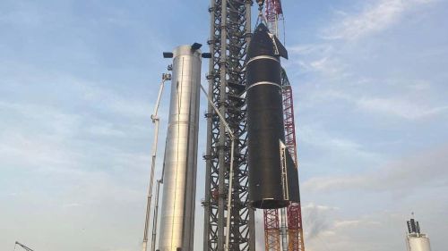 Компания SpaceX построила самую высокую ракету за всю историю человечества