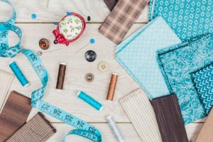 Ткани и швейная фурнитура: выбор и использование